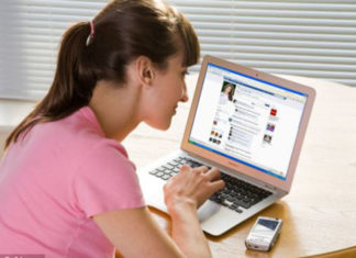 TOP ZECE optiuni FACEBOOK pe care nu le-ai folosit dar de care s-ar putea sa AI NEVOIE