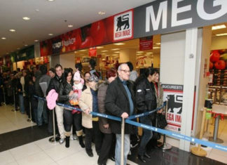 Gata cu statul la coada, in 2014 Mega Image face livrari la domiciliu!