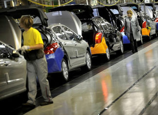 Piata auto europeana va creste cu 2%