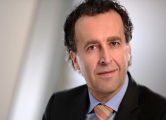  Directorul financiar BCR il va inlocui in functie pe Vicepresedintele Executiv ca sa administreze portofoliul de neperformante
