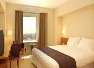 Se scumpesc hotelurile in Bucuresti? A intrat in vigoare taxa hoteliera de 1% din valoarea cazarii