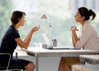 TOP 5 MODURI PRIN CARE SA-TI GASESTI MAI USOR UN JOB