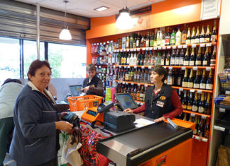 Carrefour a deschis un nou magazin Express in Bucuresti