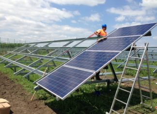 ANRE a aprobat zece noi proiecte fotovoltaice