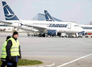 Tarom face reduceri de Martisor