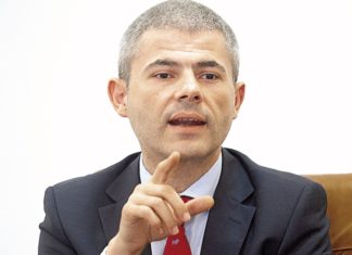 Transelectrica l-a revocat pe Florin Mihaita Boiangiu din functie