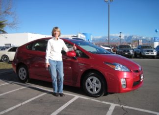 Toyota estimeaza un profit dublu pe baza deprecierii yenului