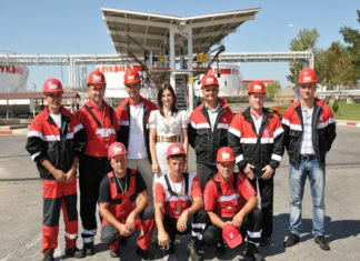 Lukoil renunta la Vietnam si vine cu un proiect de forare in Romania