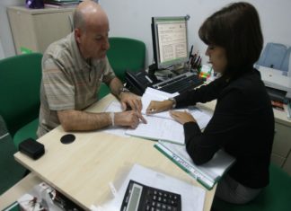 FMI sustine ca masura de sprijinire a creditorilor va creste creditarea si consumul
