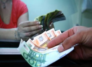 Leul s-a depreciat alarmant pana la 4,82 lei/euro