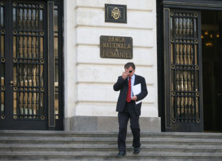 Cursul BNR a coborat la 4,52 lei/euro