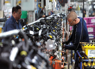 Ford a construit deja 250000 de motoare EcoBost la Craiova