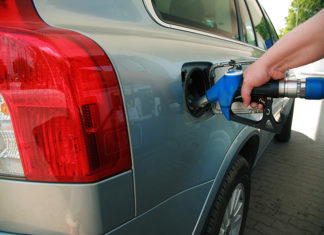 Guvernul va introduce acciza suplimentara la carburanti