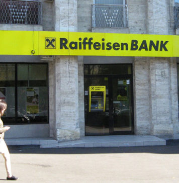 Raiffeisen si-a marit profitul in Romania