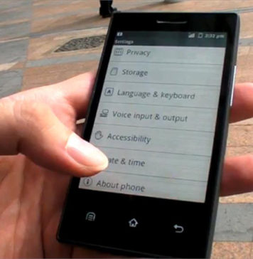 Smartphone-ul la care tine bateria doua saptamani costa 140 de euro! VIDEO