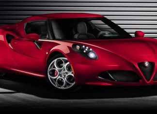 Alfa Romeo s-a intors pe piata cu noul model 4C! VIDEO
