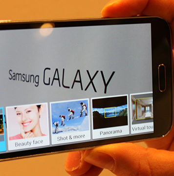 Iata interiorul unui Samsung Galaxy S5 complet eviscerat!