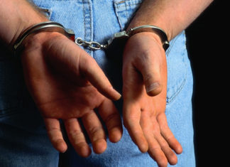 Ofiter DNA, secretar de stat in transporturi si fost consilier al lui Radu Mazare au fost trimisi in judecata intr-un dosar de trafic de influenta la CNADNR