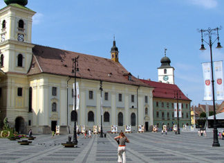 Cat scoti din portofel pentru un Paste la Sibiu!