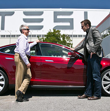Primele masini Tesla din China au fost livrate! VIDEO