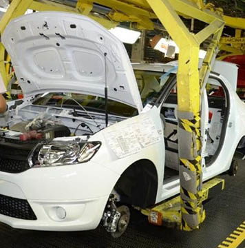 Salarii mai mari la Dacia! Cat primesc in plus angajatii companiei?