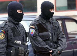 Fals in polite! Directorii Omniasig sunt suspectati