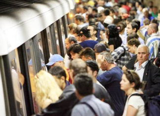 Daca mergi cu METROUL trebuie sa vezi asta pana maine!