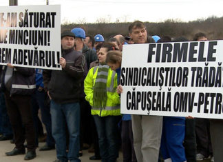 Oamenii unor sindicate nereprezentative au invocat protest Petrom la Viena