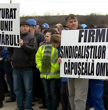 Oamenii unor sindicate nereprezentative au invocat protest Petrom la Viena