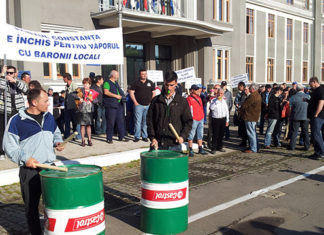 Sute de protestatari in Portul Constanta! Angajatii solicita ca MT sa ramana actionar majoritar